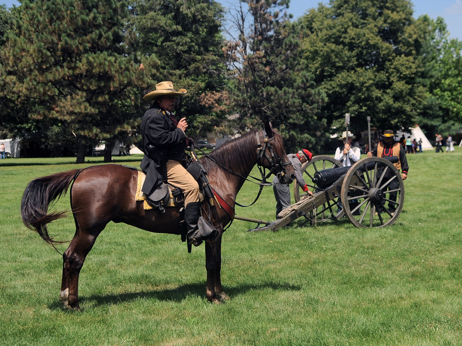 2019 John C. Fremont Days - Civil War artillery demonstration